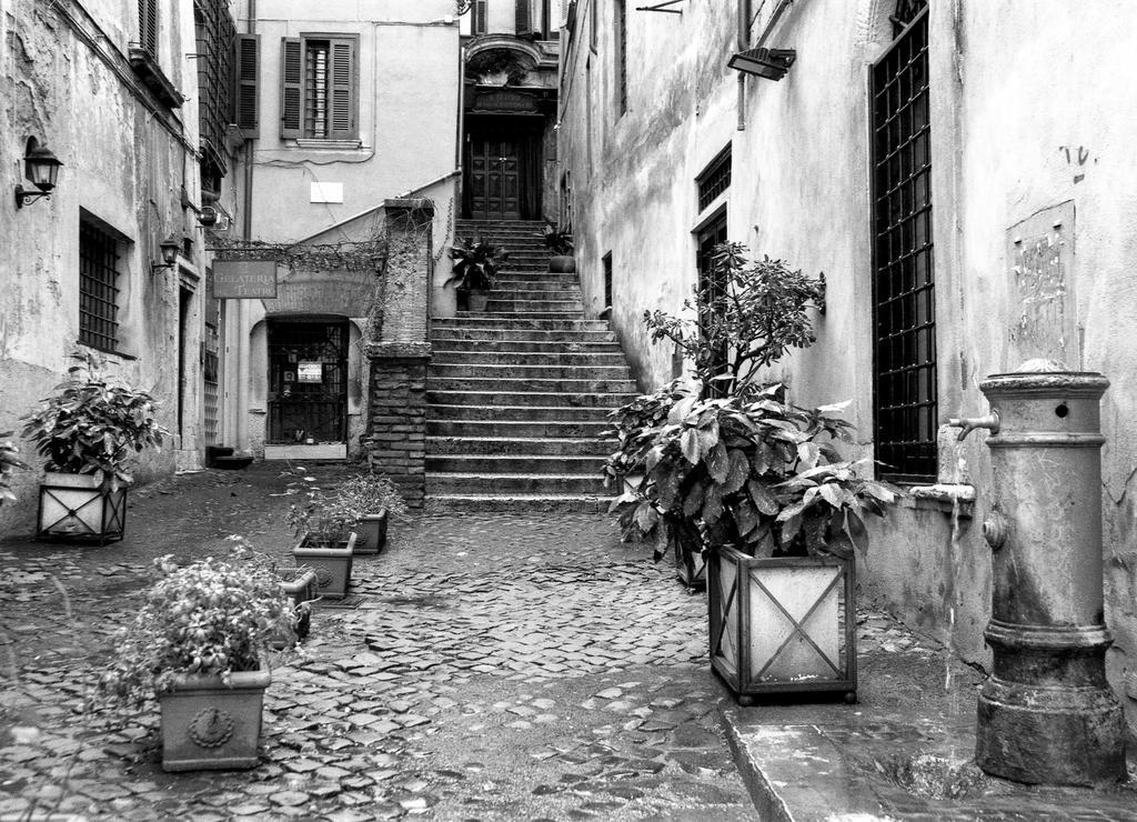 La Casa Di Emma A Trastevere โรม ภายนอก รูปภาพ